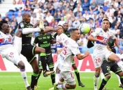 开云体育入口-包含里昂主场不敌对手，遭遇连败的词条