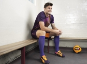 开云体育下载-枪手鏖战雄鹰，一场跨越洲际的季后赛抢七焦点战