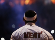 开云体育中国-雷霆险胜马刺，马克西末节爆发，化身关键先生定乾坤