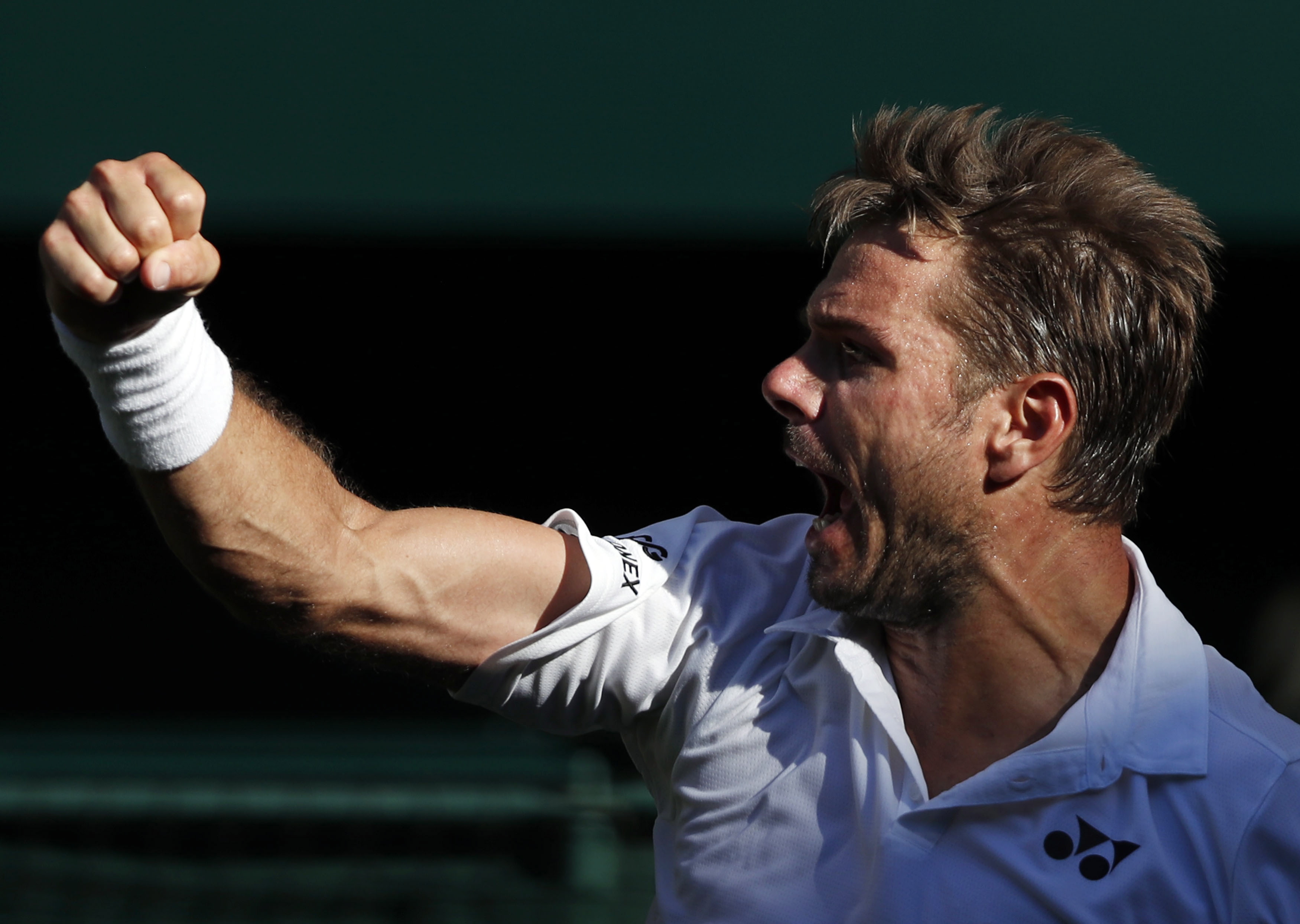 包含欧洲网球队横扫澳大利亚网球队，瓦林卡打破历史纪录的词条