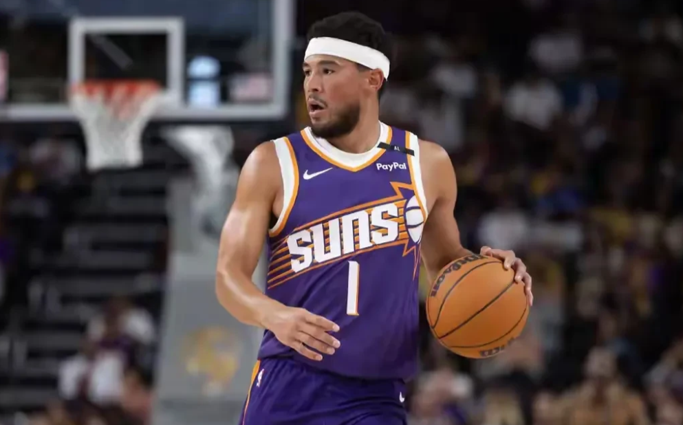 德国男篮完胜篮网B队，布克完成帽子戏法的简单介绍