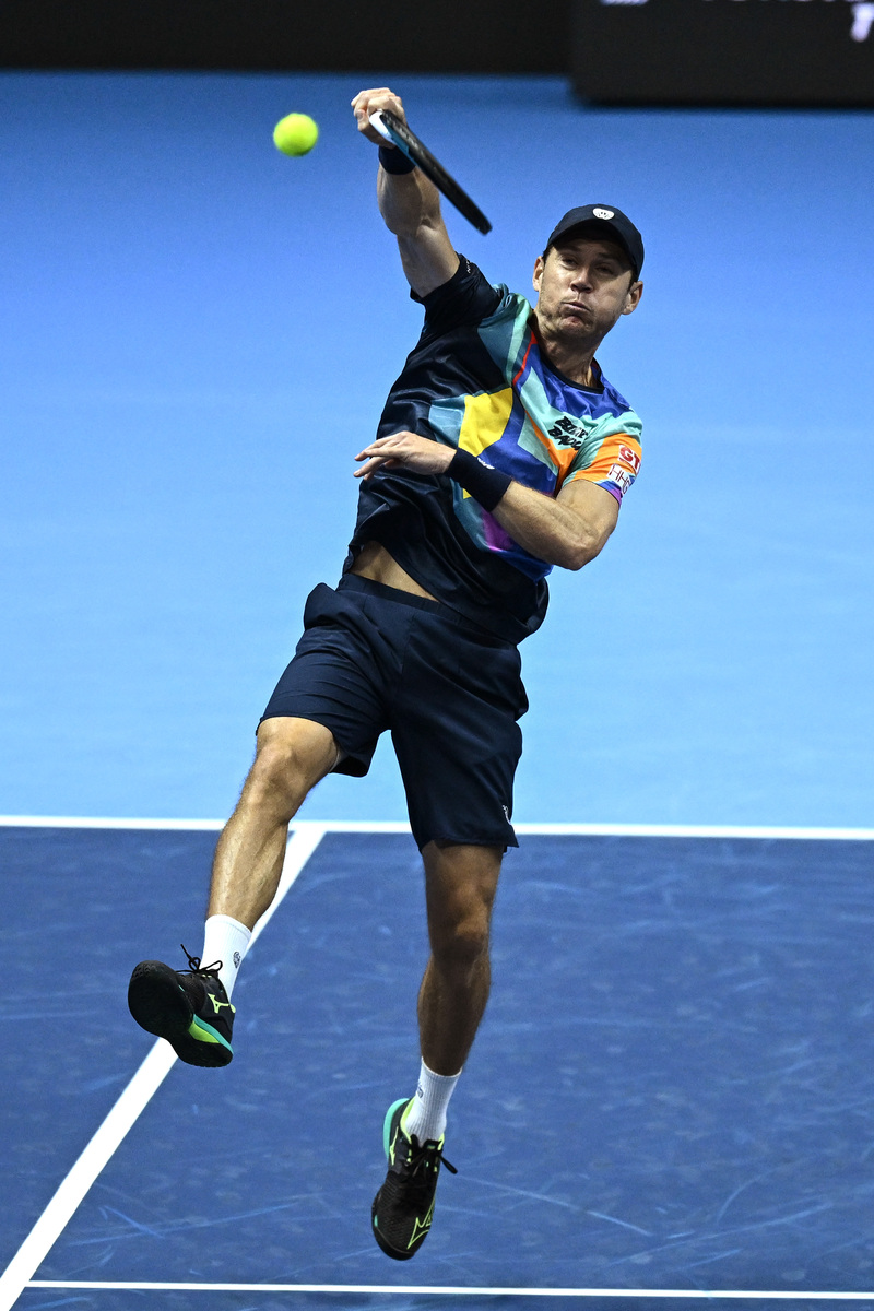 包含法国网球队逆转意大利网球队，瓦林卡制霸全场的词条