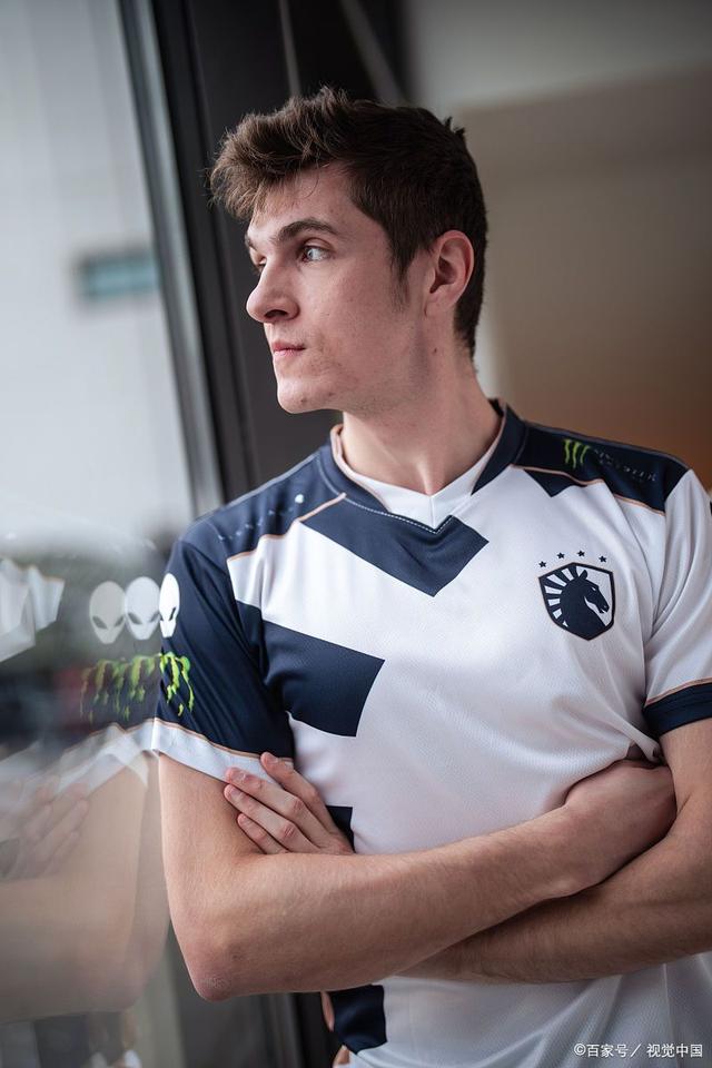 EG鏖战TeamLiquid，Clid爆发神勇