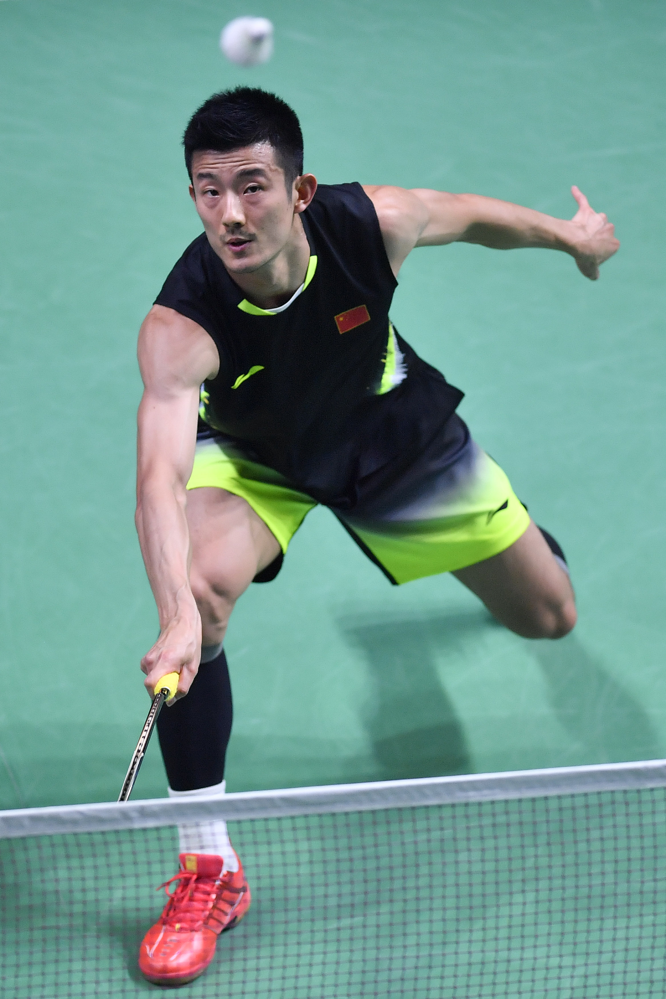 关于泰国羽毛球队血洗印尼羽毛球队，谌龙爆发神勇的信息