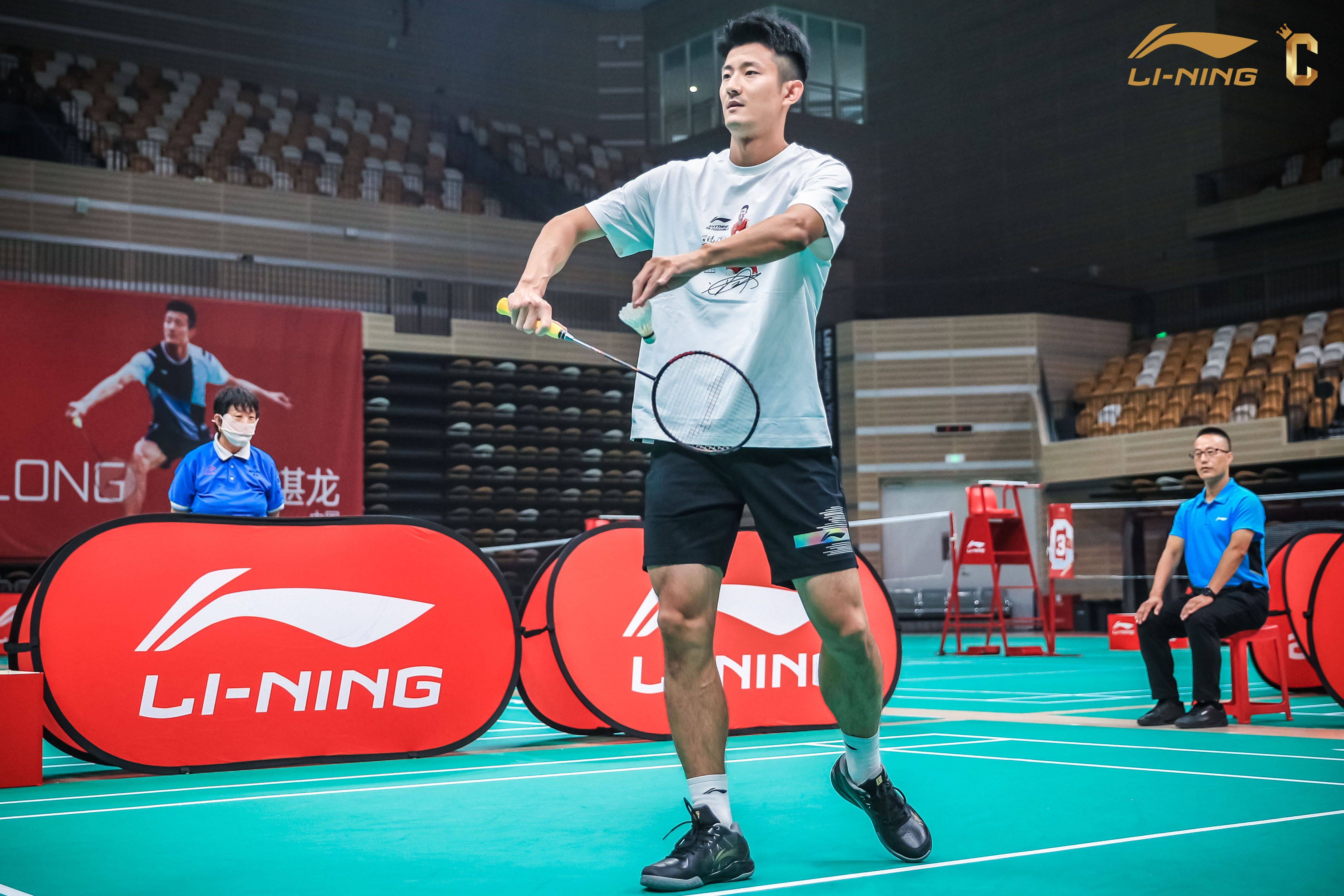 关于中国羽毛球队绝杀马来西亚羽毛球队，谌龙统治全场的信息