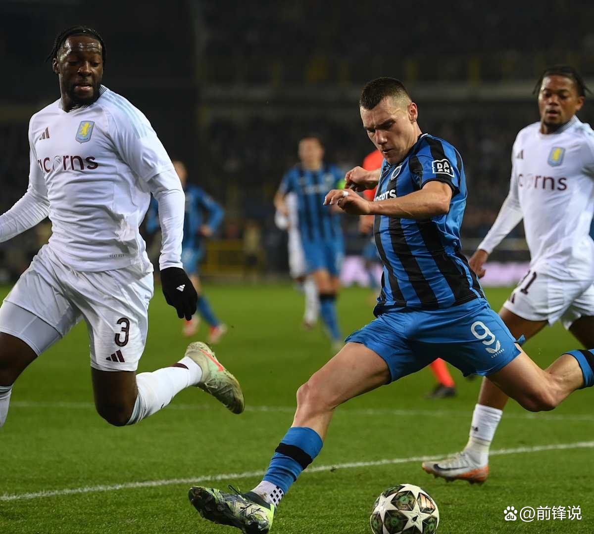 阿斯顿维拉主场战胜曼联，取得关键胜利的简单介绍