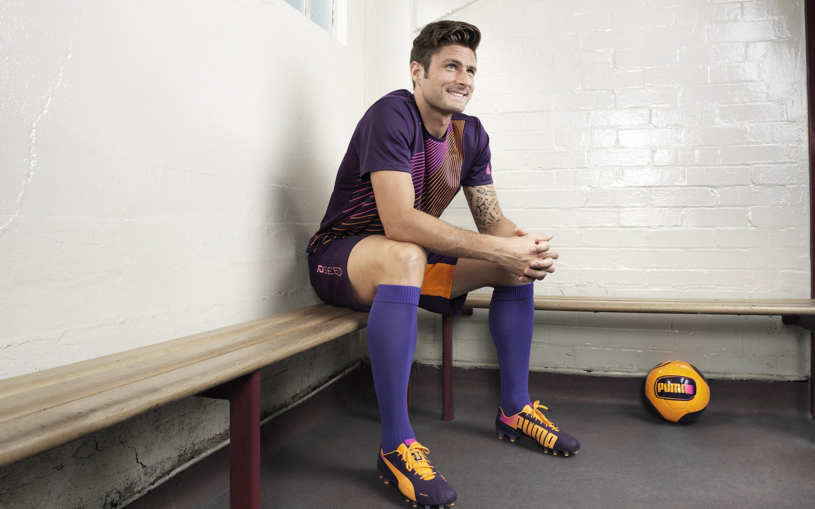 枪手鏖战雄鹰，一场跨越洲际的季后赛抢七焦点战