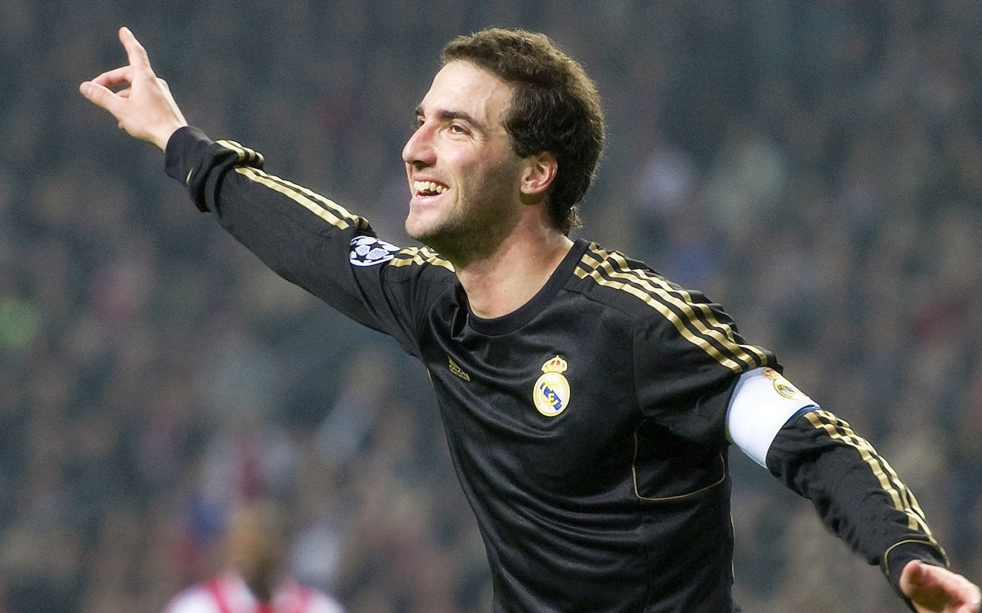 当德国战车碾过土耳其防线，库尔图瓦的火热状态能否成为欧洲杯的转折点？